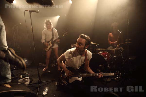 BLACK LIPS - 2019-11-21 - PARIS - La Maroquinerie - Jared Swilley - Oakley Munson - Jeff Clarke